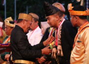 Wakil Gubernur Audy Joinaldy Terima Penghargaan Adat dan Budaya dari Matra