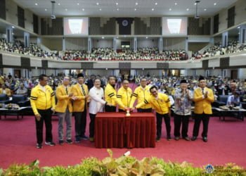 Diikuti Mahasiswa Seluruh Provinsi, Menpora RI Resmi Launching POMNAS XVII 2022 di Padang