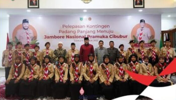 Dilepas Walikota Fadly Amran, Kontingen Pramuka Kwarcab 12 Padang Panjang Ikuti Jambore Nasional Cibubur