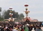 FOTO-FOTO: Pesta Budaya Terbesar di Sumatera, Hoyak Tabuik Piaman 2022 di Pantai Gandoriah Pariaman