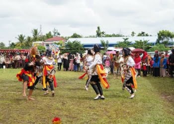 Ketika Pawai Alegoris Digelar di Nagari, Kreativitas Warga Hadirkan Atraksi Ikonik Daerah Melambangkan Persatuan