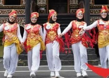 Juara Sumbar, Senam Kreasi Perwosi Padang Panjang Melaju ke Tingkat Nasional