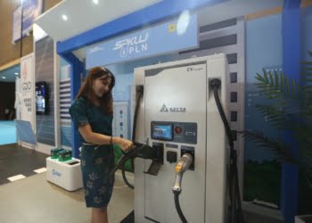Dorong Masyarakat Tinggalkan BBM  Pemerintah Siapkan Insentif dan Subsidi untuk Kendaraan Listrik
