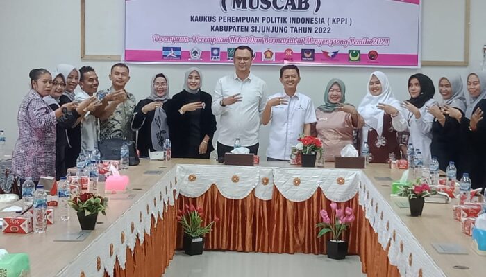 Terpilih Sebagai Ketua KPPI, Yusni Darti Bawa Misi 30% Perempuan ke DPRD Sijunjung