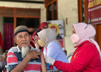 Sasar Anak-anak, Dewasa Hingga Lansia, BIN Sumbar Vaksin Warga Sampai ke Rumah-rumah