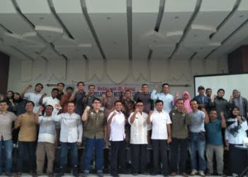 Kelompok Usaha Masyarakat di Pasaman Dilatih Cara Tepat Budidaya Lebah Madu