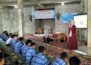 Sadar Efek Positif/Negatif Teknologi Informasi, Mahasiswa KKN Unand Edukasi Dunia Digital Bagi Remaja Nagari Limo Kaum