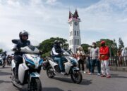 Dengan Kendaraan Listrik, PLN Gelar Touring Molis Keliling Kota Wisata Bukittinggi