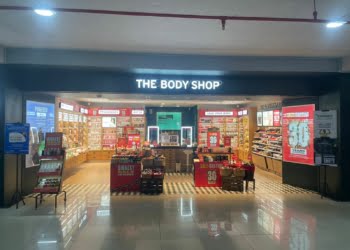 Yuk… Buruan ke The Body Shop Basko Grand Mall! Cukup Rp350 Ribu, Anda Bebas Pilih Produk Satu Kantong
