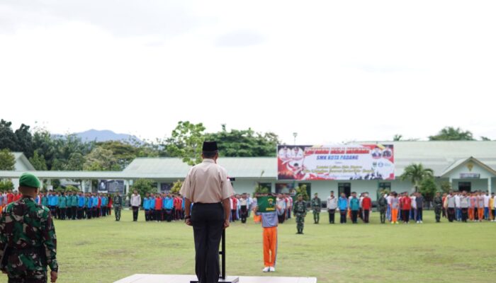 600 Pelajar SMKN se-Kota Padang Digembleng Sikap Bela Negara di Yonif 133 Yudha Sakti