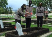 Hari Jadi Polwan Ke-74, Polwan Polda Sumbar Gelar Ziarah di TMP Kusuma Bangsa Lolong