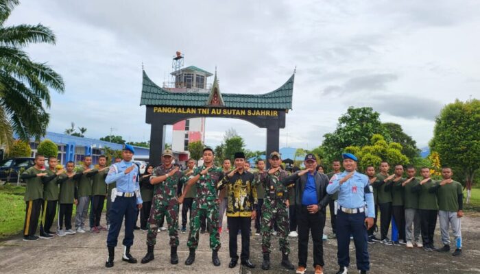 30 Siswa SMA Praja Nusantara Sumbar Gelar LDKS di Lanud Sutan Sjahrir Padang