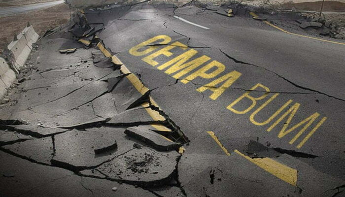 BREAKINGNEWS: Gempa Kuat Bermagnitudo 6,4 Guncang Kota Padang