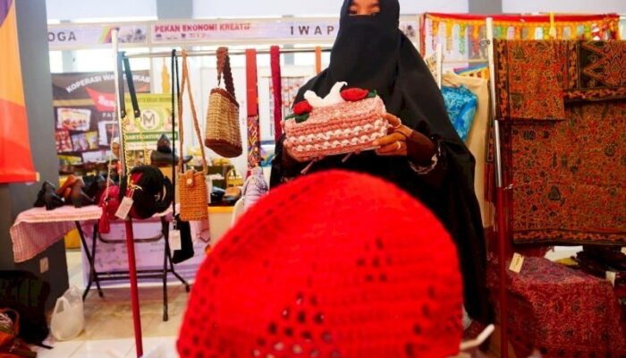 Cantik-cantik, Barang Keperluan Sehari-hari Karya Komunitas Banang Sahalai Hadir di YCC Padang