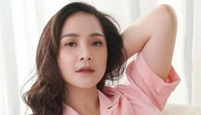 Waduh! Rambut Nagita Slavina Mulai Rontok