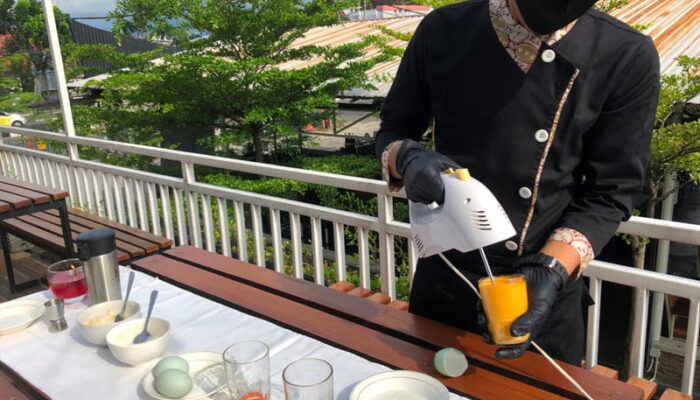 Kearifan Lokal, Sate Manangkabau Hadirkan Teh Talua Tapai Tabaliak