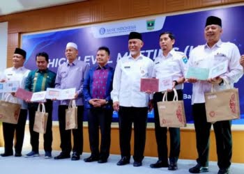 Kendalikan Inflasi di Pasaman Barat, Bupati Hamsuardi Dorong ASN Tanam Tumbuhan Pangan di Perkarangan Kantor dan Rumah