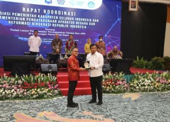 Tampung Keluhan APKASI Soal Penghapusan Honorer, Men PAN-RB “Duduk Bersama” Lagi dengan Mendagri dan Menkeu