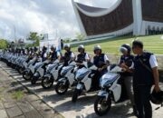Tes Ketangguhan Molis, PLN Ajak Warga Touring Keliling Kota Padang Gunakan Sepeda Motor Listrik