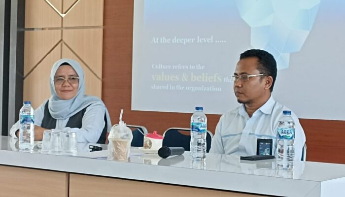 Workshop Budaya Kerja di SMKN 2 Lubuk Basung: Manager UP3 PLN Bukittinggi Paparkan Pentingnya Budaya K3 Diterapkan Sejak Dini