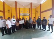 5.054 Siswa se-Tanah datar Terima Bantuan dari BAZ