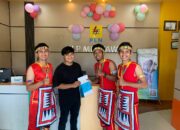 FOTO-FOTO: Surprise dari PLN di Hari Pelanggan, Pegawai Pelayanan Berpakaian Adat di Masing-masing Daerah
