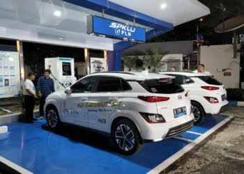 77 Tahun Listrik Nasional, Momen PLN Pacu Penggunaan Kendaraan Listrik di Tanah Air