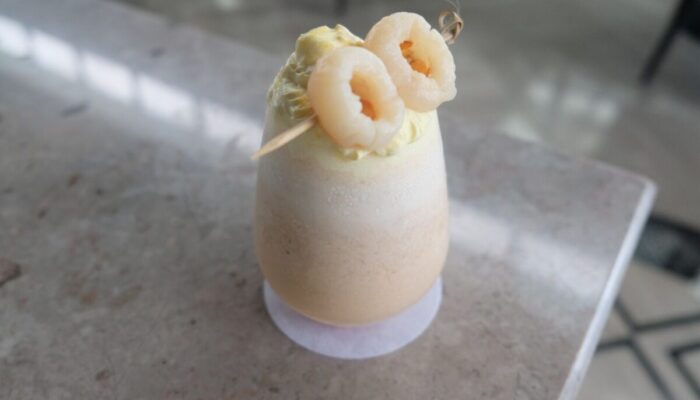 Hotel Santika Padang Sajikan Minuman Spooky Ghoul