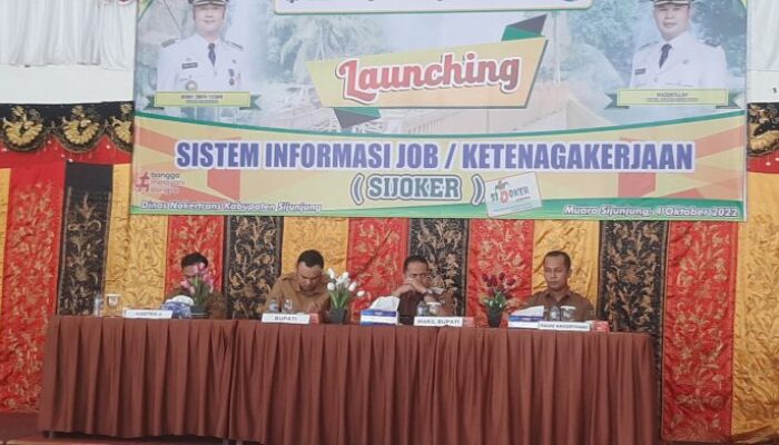 Dukung Pelaksanaan SPBE, Bupati Sijunjung Resmikan Aplikasi Sijoker
