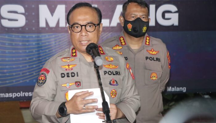 Polri Pastikan Tindak Tegas Pelaku Anarkis di Luar Stadion Kanjuruhan