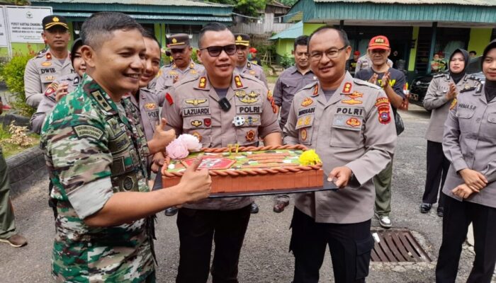 Tiga Kapolres Ini Serentak Beri Kejutan untuk Dandim 0310/SS Sijunjung Letkol. Inf. Endik Hendra Sandi