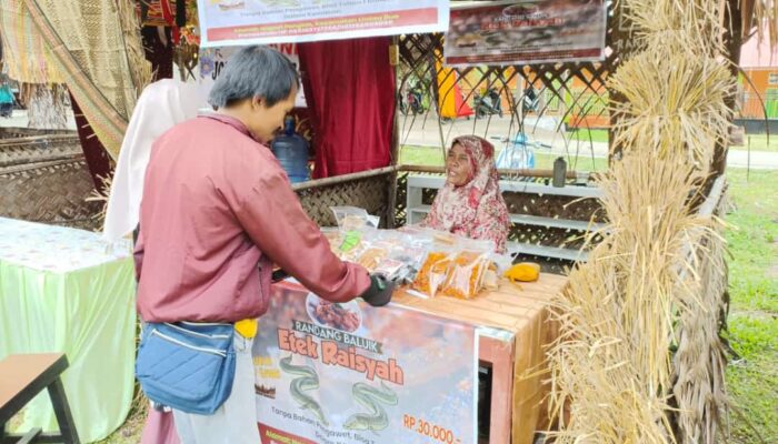 Usaha Kecil Masyarakat Terus Bermunculan Berkat Acara “Satu Iven Satu Nagari” di Tanah Datar