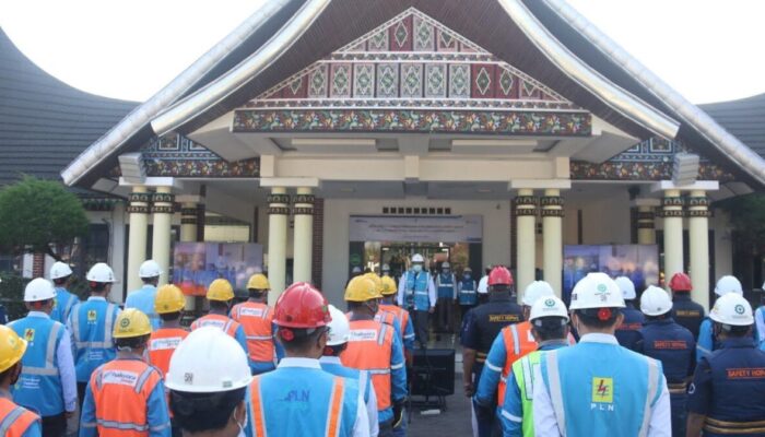 Sinyal Cuaca Ekstrem dari BPBD Sumbar, PLN Siapkan Petugas 24 Jam di Lokasi Rawan Banjir dan Longsor