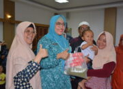 Tekan Angka Stunting di Ring 1 Perusahaan, PT Semen Padang Serahkan 41 Paket Bantuan Makanan Tambahan untuk Baduta