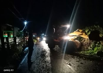 Jalan Raya Bukittinggi-Medan Longsor, Pagi Ini Telah Bisa Dilalui