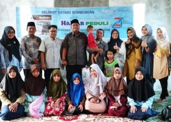 HUT Ke-74, Harian Haluan Berbagi Bersama Panti Asuhan Aisyiah Lubuk Alung