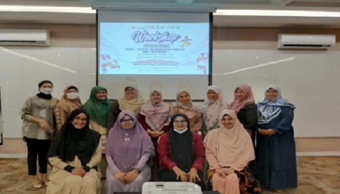 Prodi S1 Kebidanan dan Pendidikan Profesi Bidan FK Unand Gelar Workshop Konselor Remaja