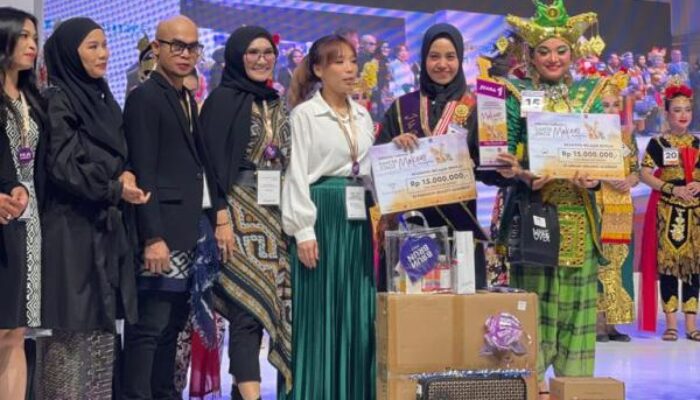 Ratna Juwita Taslim Raih Juara Umum Lomba Makeup Panggung Penari Tradisional Tingkat Nasional