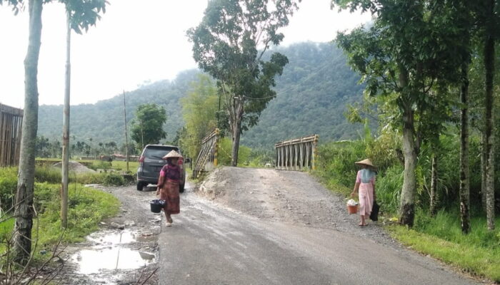 Sering Terjadi Kecelakaan, Jembatan Darurat Kurambik Koto Gadang Mengancam Nyawa Pengendara