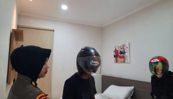 Kedapatan Nginap, Dua Pasang Dibawa ke Mako Satpol PP Padang