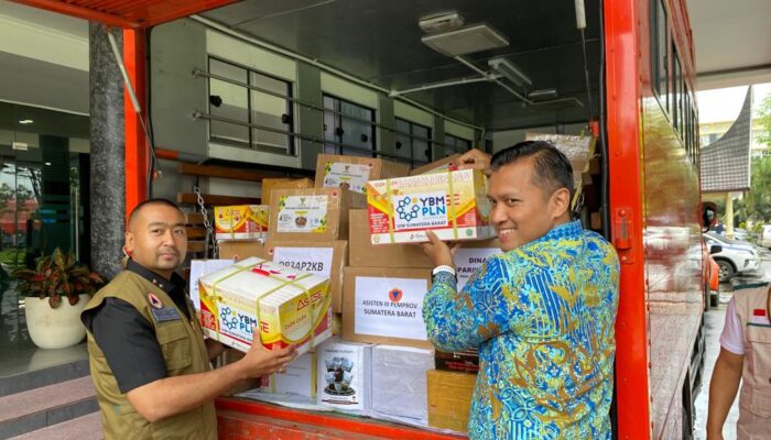 PLN UID Sumbar Kirim 200 Kg Rendang untuk Korban Gempa Cianjur