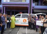 Yayasan Bakti Anugrah Nusantara Bukittinggi Terima Bantuan Mobil Ambulance dari PLN
