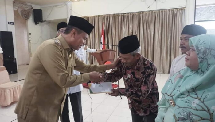 Program Pariaman Makmur, Baznas Pariaman Salurkan Zakat Padang 187 Mustahik