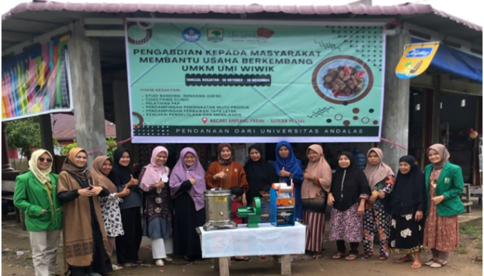 Tim Pengabdian Masyarakat Unand Bantu Alat Produksi UMKM