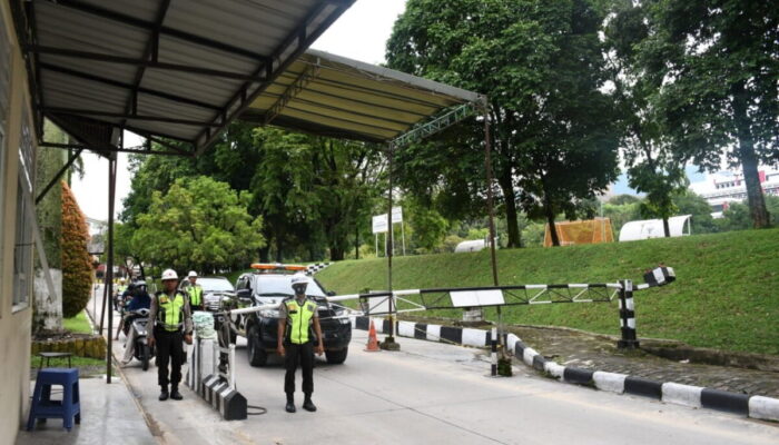 Peringati Hari Pahlawan, Semen Padang: Semoga Kita Bisa Jadi Pahlawan Buat Orang Lain dan Diri Sendiri