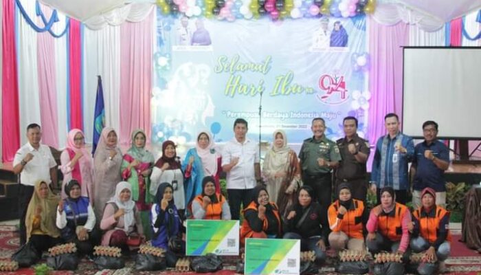 Terharu! Ibu-ibu Tangguh dapat Kado Spesial dari Pemko Sawahlunto