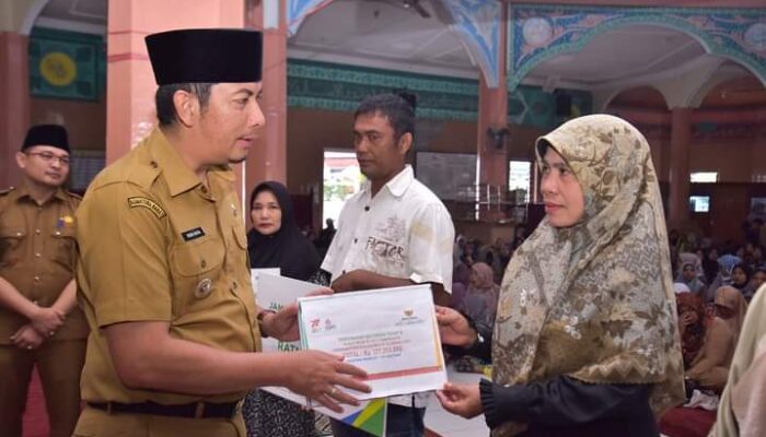 480 Siswa Mustahik Terima Bantuan Pendidikan dari Baznas Sawahlunto