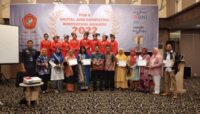 UPT Humas PNP Gelar FGD dan Berikan Penghargaan untuk Civitas Akademika