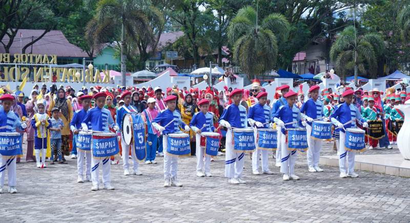 lomba marching band