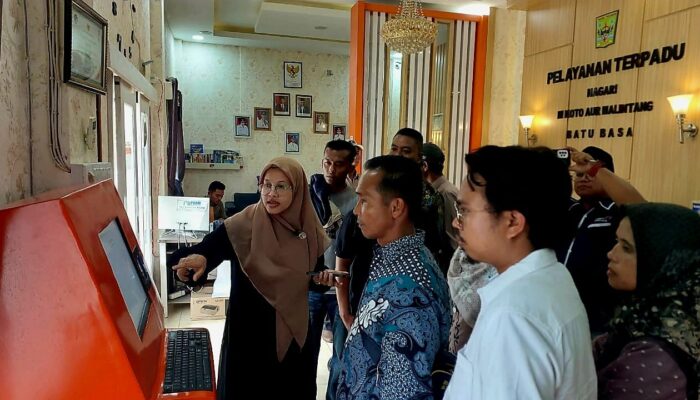 Nagari Bomas Solok Selatan Belajar Pelayanan dan Keterbukaan Informasi Publik ke III Koto Aur Malintang Padang Pariaman